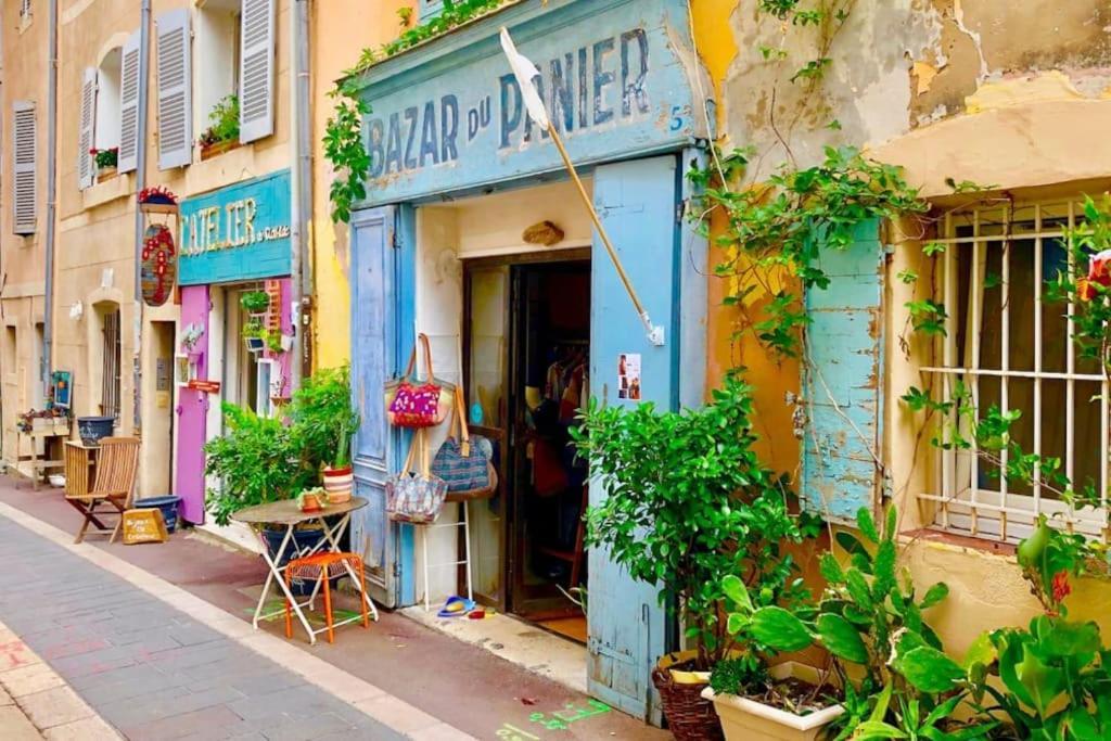 Appartement Sc Collection - Charme Et Authenticite Du Panier à Marseille Extérieur photo